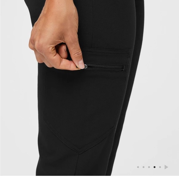 Multiple Figs Zamora Jogger Scrub Pants - Picture 5 of 6